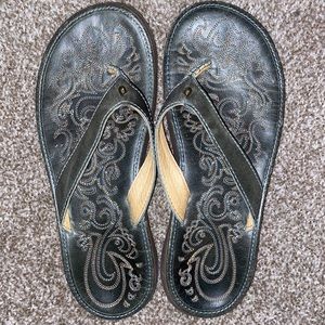 OluKai Paniolo Flip Flops